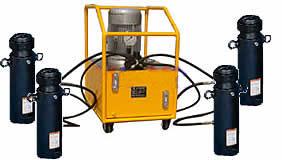 Hydraulic jack with lock nut