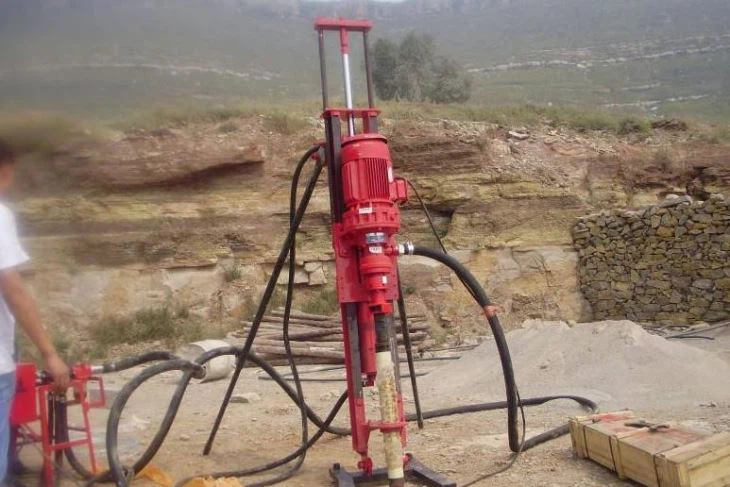QD-100 Pneumatic DTH Drilling Rig